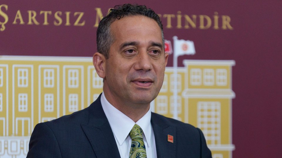 Yeni Parti Grup Başkanvekili Başarır:”İddiaların araştırılmasını, gerçek sorumluların hesap vermesini istiyoruz” Yeni Parti Grup Başkanvekili Başarır:"İddiaların araştırılmasını, gerçek sorumluların hesap vermesini istiyoruz"