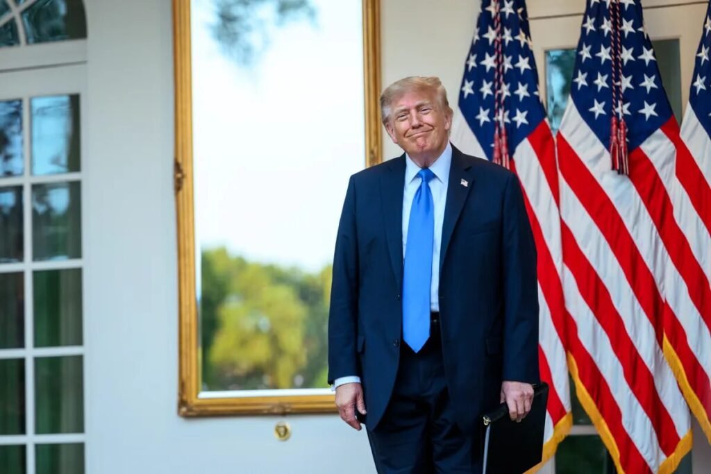 Trump’tan ara seçim vaadi: “Kazanırsak her yetişkin vatandaşa 5 bin dolar” Trump'tan ara seçim vaadi: “Kazanırsak her yetişkin vatandaşa 5 bin dolar”