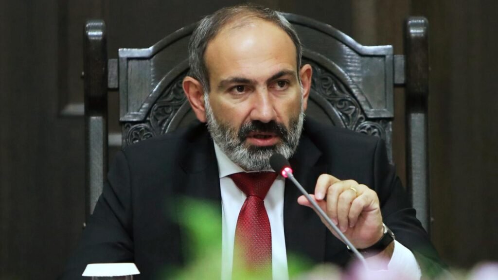 Paşinyan: "Ermenistan-Azerbaycan barışı güçlendirilip kurumsallaştırılmalı"