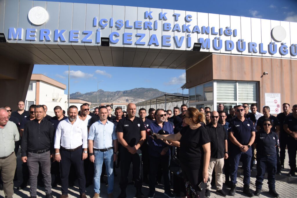 Merkezi Cezaevi çalışanlarına vardiya tahsisatlarının hak ettikleri şekilde yansıtılması istendi Merkezi Cezaevi çalışanlarına vardiya tahsisatlarının hak ettikleri şekilde yansıtılması istendi