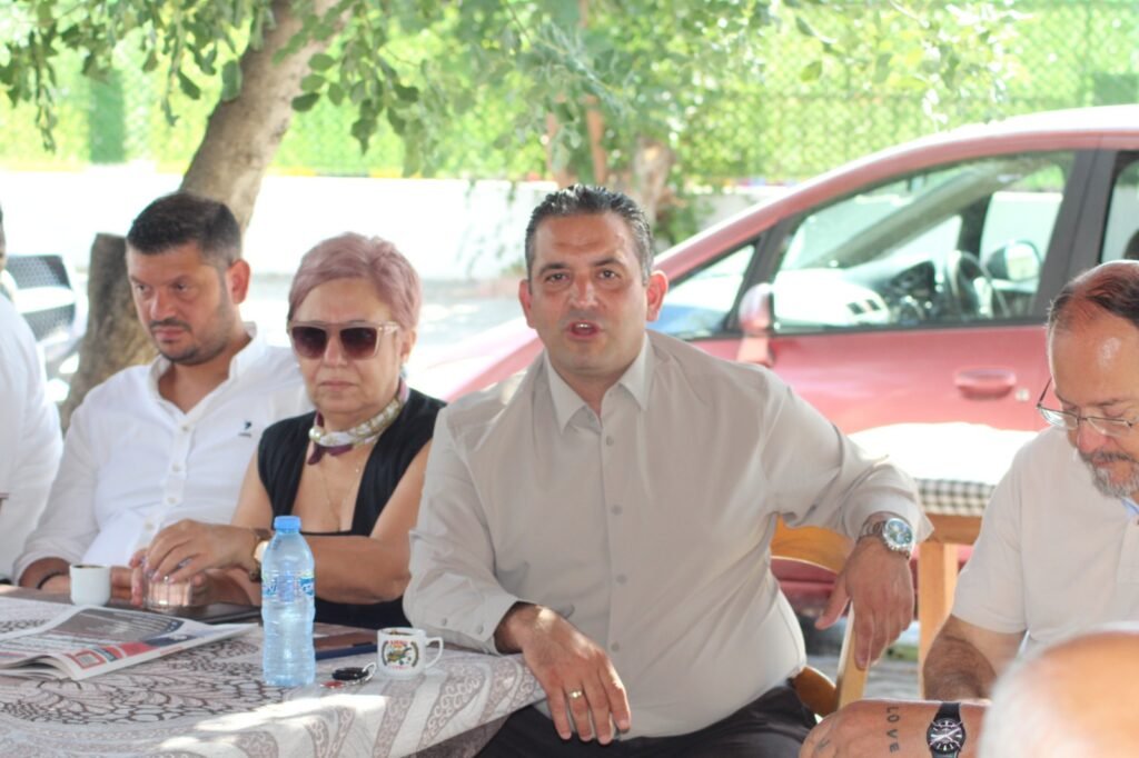 CTP İskele Belediye Başkan adayı Nereli, İskele’de yurttaşlarla bir araya geldi CTP İskele Belediye Başkan adayı Nereli, İskele'de yurttaşlarla bir araya geldi