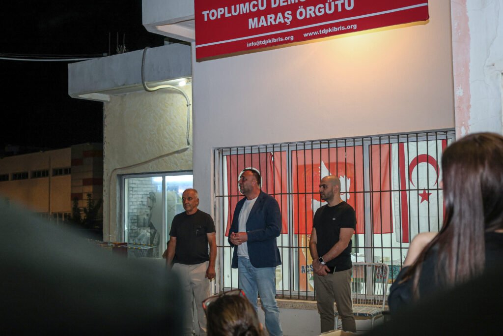 TDP Maraş Örgüt binası açıldı… Zeki Çeler: “Bu seçimde ihtiyacımız olan şey birlik, dayanışma ve birlikte çalışmak” TDP Maraş Örgüt binası açıldı… Zeki Çeler: “Bu seçimde ihtiyacımız olan şey birlik, dayanışma ve birlikte çalışmak”