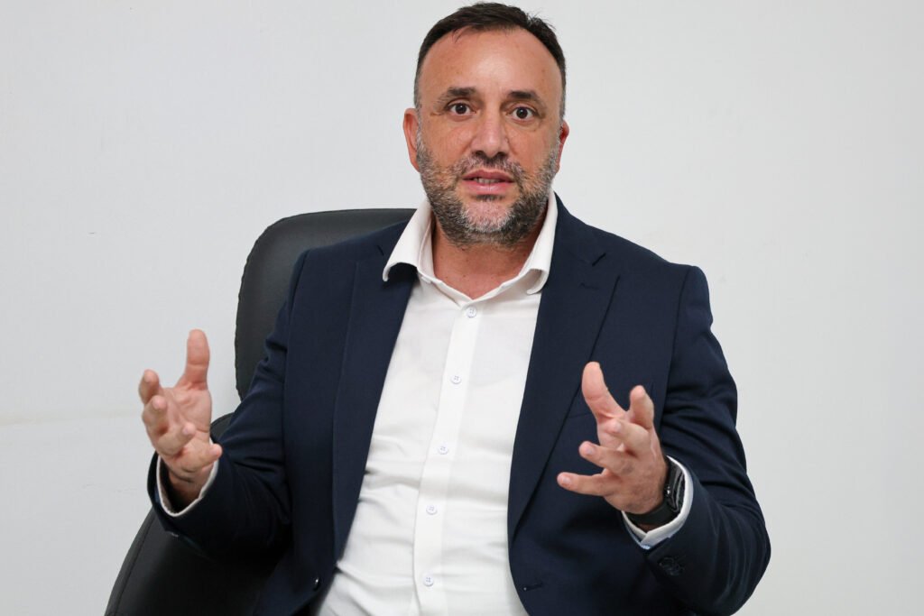 Çeler: “Hesap soramayacağımız bir hükümette yer almayız” Çeler: “Hesap soramayacağımız bir hükümette yer almayız”
