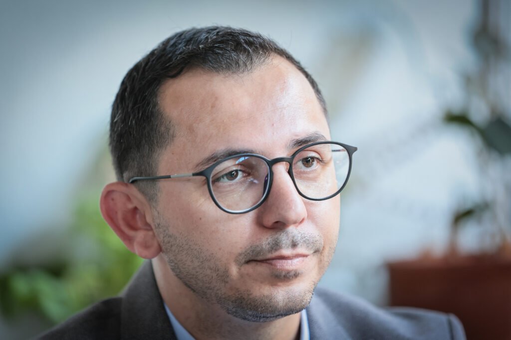 Üredi: “Anayasal sorunların giderilmesi, sorularımızın bittiği anlamına gelmez” Üredi: “Anayasal sorunların giderilmesi, sorularımızın bittiği anlamına gelmez”