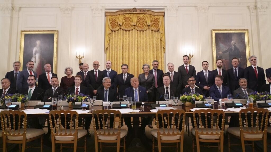 ABD Başkanı Trump yapay zeka alanındaki teknoloji liderleriyle bir araya geldi ABD Başkanı Trump yapay zeka alanındaki teknoloji liderleriyle bir araya geldi