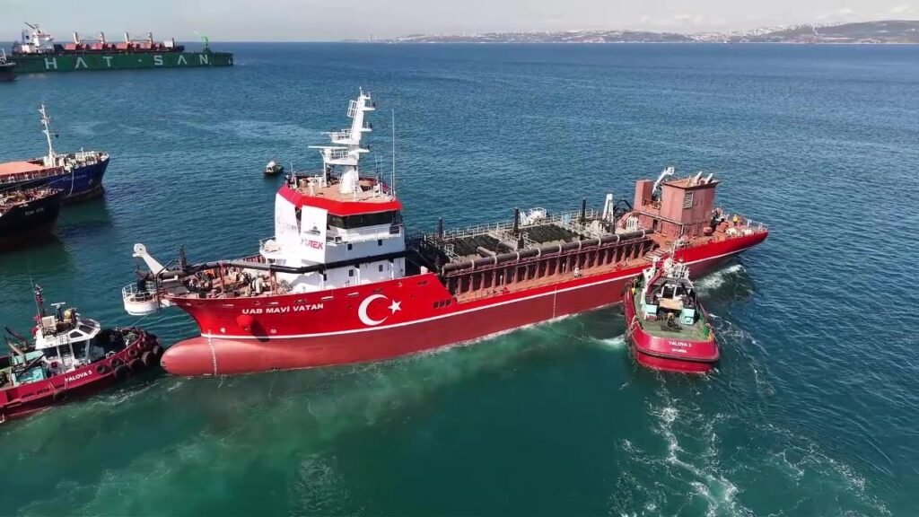 Türkiye’nin ilk yerli ve milli tarama gemisi suya indirildi Türkiye’nin ilk yerli ve milli tarama gemisi suya indirildi