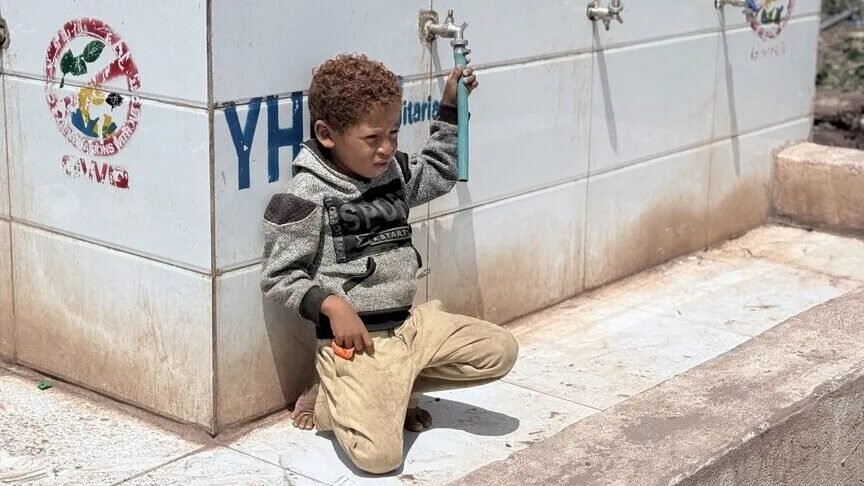 BM: Yemen’de çatışmalar 137 bini aşkın çocuğu eğitimden mahrum bıraktı BM: Yemen'de çatışmalar 137 bini aşkın çocuğu eğitimden mahrum bıraktı