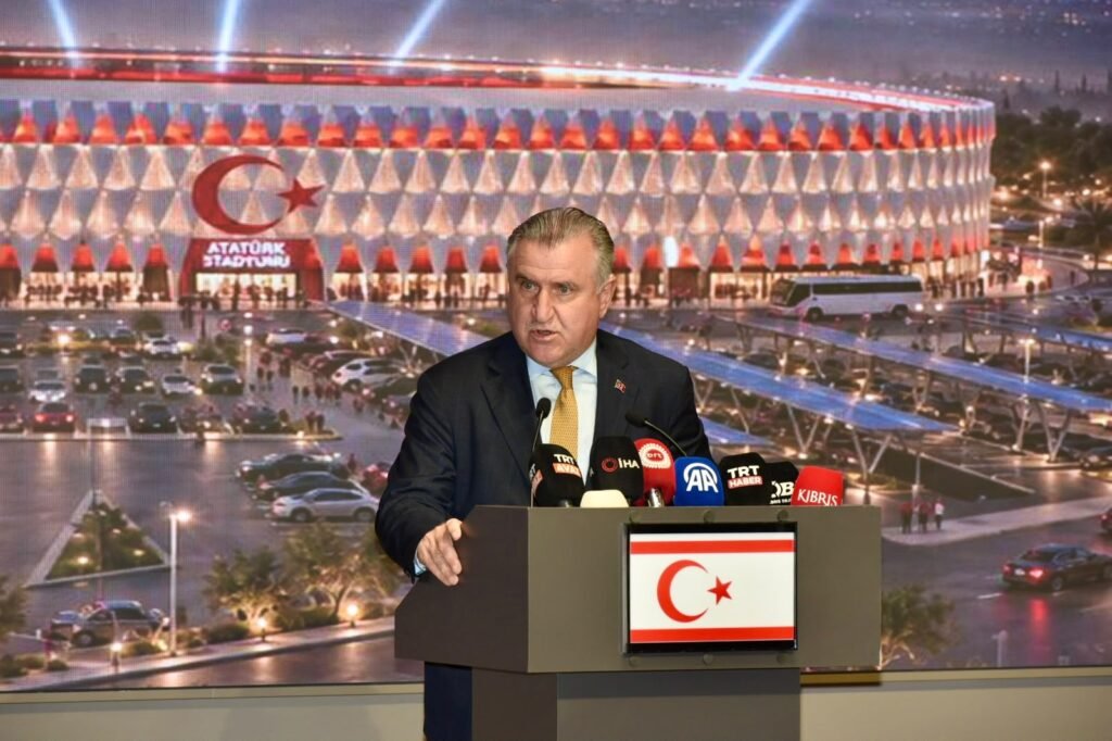 Lefkoşa'ya yeni stadyum ve spor kompleksi... Bak:"el birliğiyle çalıştık"