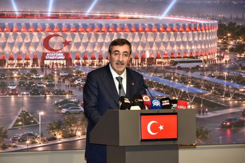 Lefkoşa’ya yeni stadyum ve spor kompleksi… Yılmaz: “Bu stadyum ve diğer projelerimizle KKTC’deki mühürlerin sayısını dah