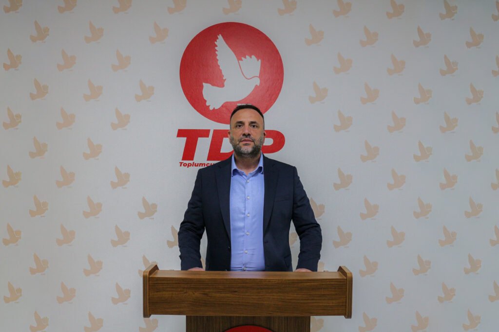 Çeler’den gemi faciasıyla ilgili bağımsız ve kamuya açık soruşturma çağrısı Çeler’den gemi faciasıyla ilgili bağımsız ve kamuya açık soruşturma çağrısı