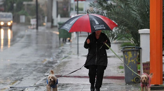 Meteoroloji’den 12.00-17.00 saatleri için sağanak uyarısı Meteoroloji’den 12.00-17.00 saatleri için sağanak uyarısı