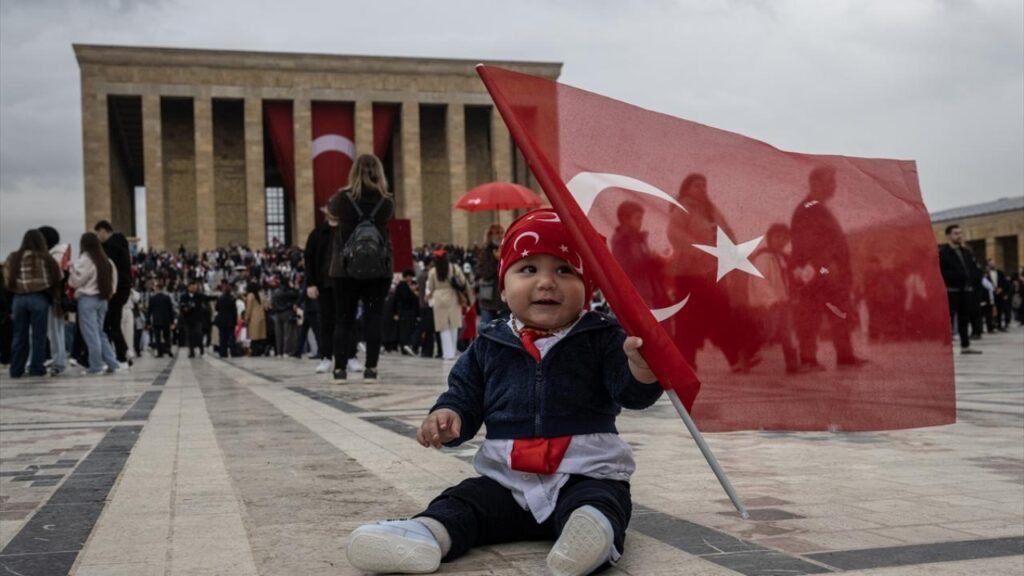 Anıtkabir’de 29 Ekim Cumhuriyet Bayramı coşkusu Anıtkabir'de 29 Ekim Cumhuriyet Bayramı coşkusu
