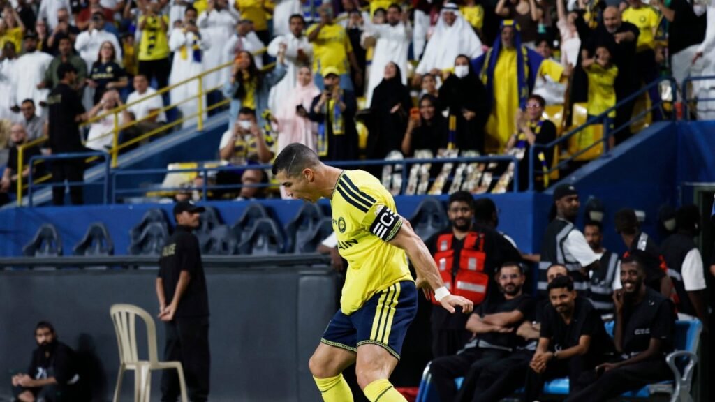 Al-Nassr’da Ronaldo, Portekiz tartışmasından sonra 980. golünü attı Al-Nassr'da Ronaldo, Portekiz tartışmasından sonra 980. golünü attı