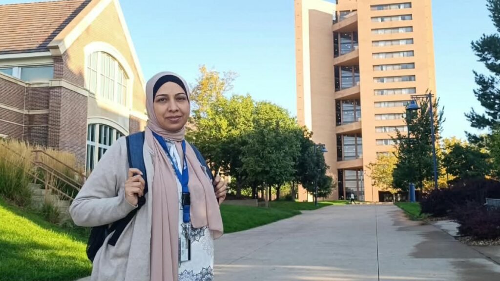 Azerbaycan'da başörtüsü tartışması: Öğretmenler ve öğrencilerle gerginlikler