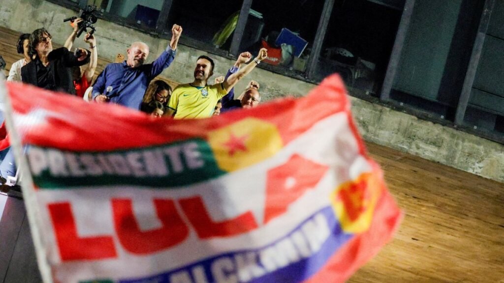 Brezilya’nın Lula, 4. dönemini kazanarak tarihe geçti, Bolsonaro henüz bırakmadı Brezilya'nın Lula, 4. dönemini kazanarak tarihe geçti, Bolsonaro henüz bırakmadı