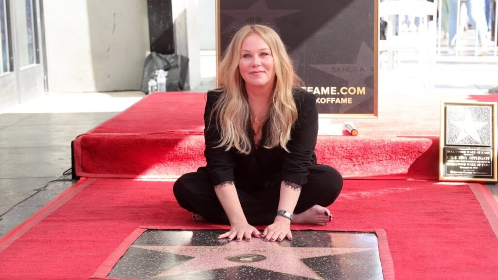 Christina Applegate, MS teşhisinin yanlış konduğunu açıkladı