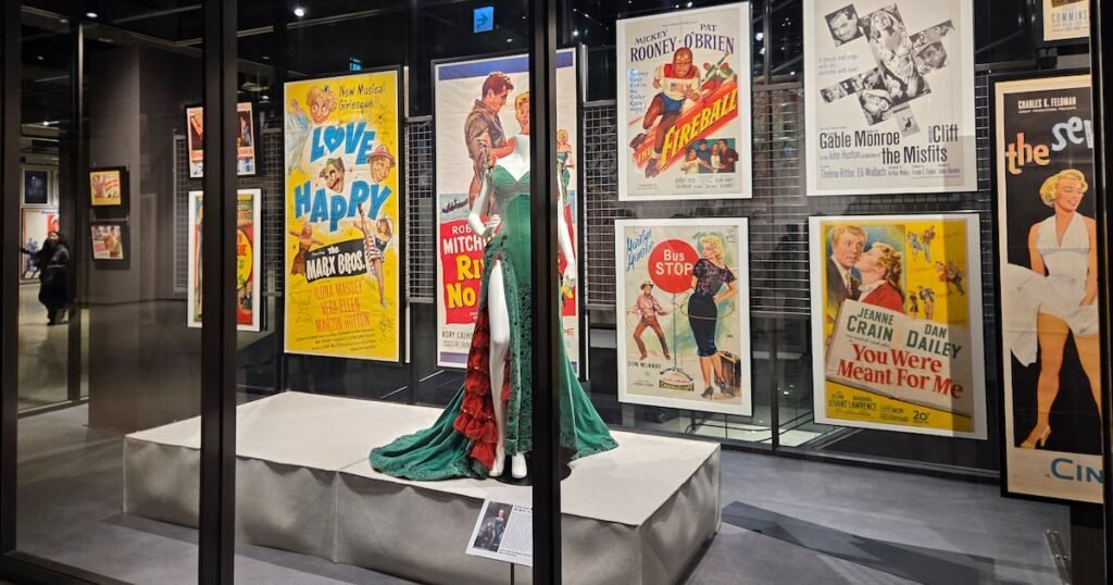 E-Land Group, Marilyn Monroe elbisesi içeren pop kültürü koleksiyonunu tanıttı E-Land Group, Marilyn Monroe elbisesi içeren pop kültürü koleksiyonunu tanıttı