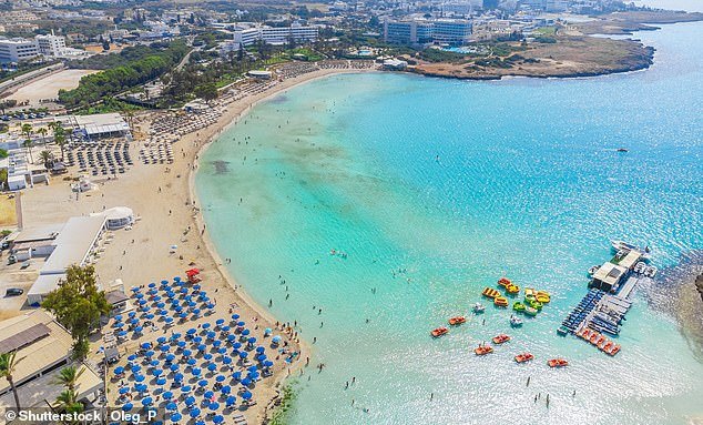 Ekim ara tatili için Avrupa’nın en sıcak 10 plajı 23C’yi aşıyor Ekim ara tatili için Avrupa'nın en sıcak 10 plajı 23C'yi aşıyor