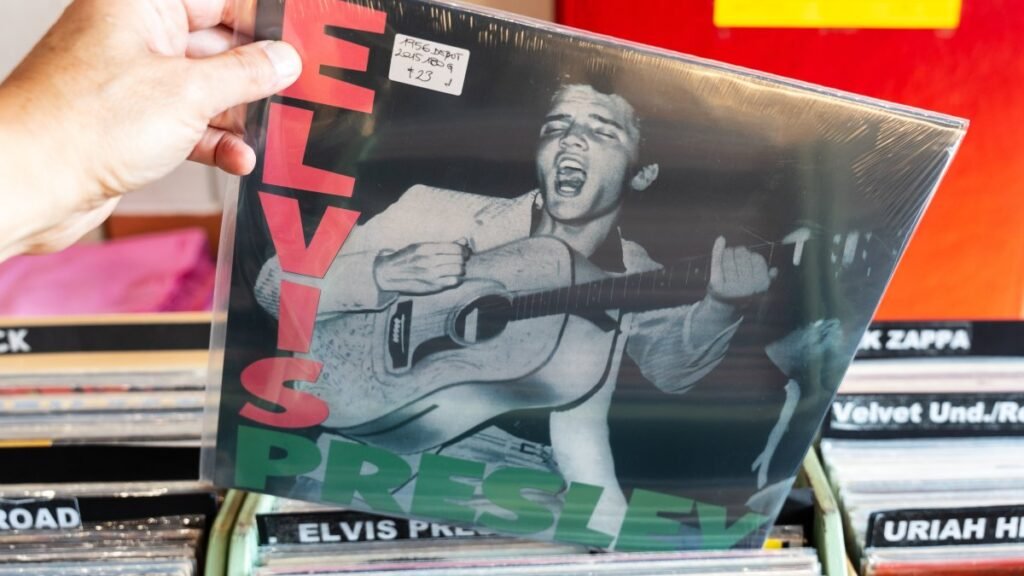 Elvis Presley şarkı hakları sahipleri Anthropic’i AI eğitimi nedeniyle dava etti Elvis Presley şarkı hakları sahipleri Anthropic'i AI eğitimi nedeniyle dava etti