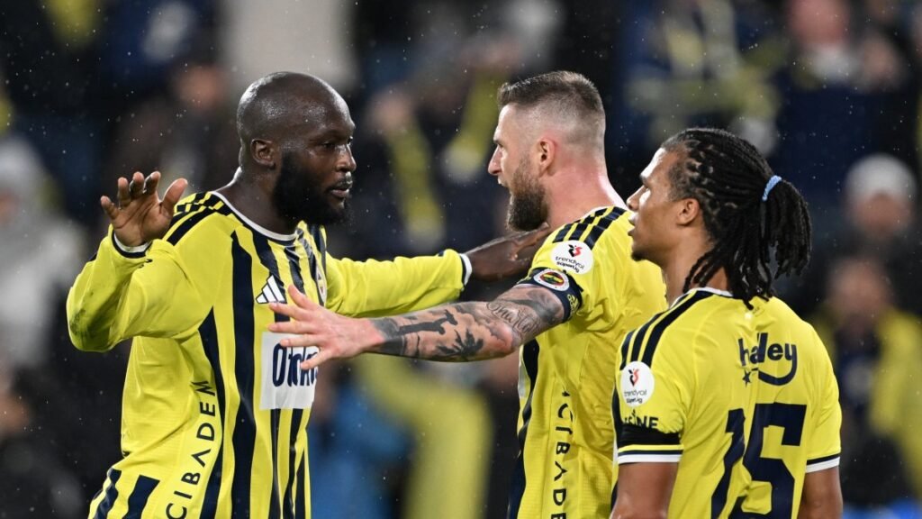Fenerbahçe, Slavia Prag’a karşı Şampiyonlar Ligi’nde reset peşinde Fenerbahçe, Slavia Prag’a karşı Şampiyonlar Ligi’nde reset peşinde