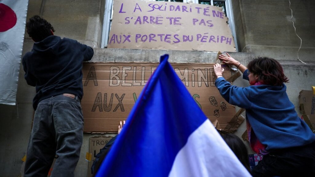 Fransız öğrenci protestocuları ivmeyi korumak için yeni eylemler düşünüyor Fransız öğrenci protestocuları ivmeyi korumak için yeni eylemler düşünüyor