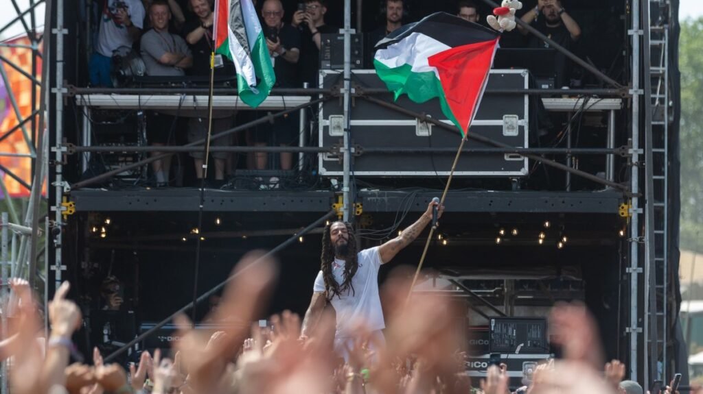 Glastonbury 2027 müzik festivali biletleri 45 dakikada tükendi Glastonbury 2027 müzik festivali biletleri 45 dakikada tükendi