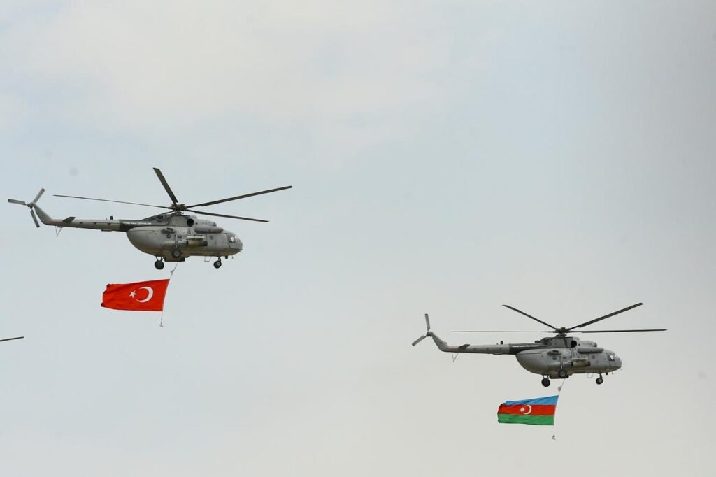 Hiçbir güç Türkiye-Azerbaycan kardeşliğine zarar veremez, Bakü elçisi belirtti Hiçbir güç Türkiye-Azerbaycan kardeşliğine zarar veremez, Bakü elçisi belirtti