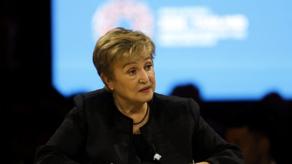 IMF başkanı: Yapay zeka ‘yavaş hareket eden tsunami’ ama küresel büyümeyi destekliyor IMF başkanı: Yapay zeka 'yavaş hareket eden tsunami' ama küresel büyümeyi destekliyor