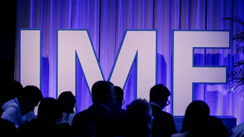 IMF küresel büyüme tahminini yükseltti, AI patlaması, borç riskleri uyarısı yaptı IMF küresel büyüme tahminini yükseltti, AI patlaması, borç riskleri uyarısı yaptı