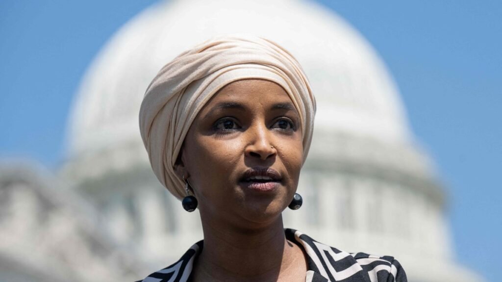 İlhan Omar, federal arama sonrası Washington’daki evinden taşınıyor İlhan Omar, federal arama sonrası Washington'daki evinden taşınıyor