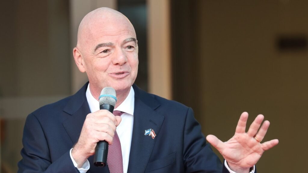 Infantino’ya, açıklanmayan 1.72 milyon dolarlık Dünya Kupası ödemesi tepkisi Infantino'ya, açıklanmayan 1.72 milyon dolarlık Dünya Kupası ödemesi tepkisi