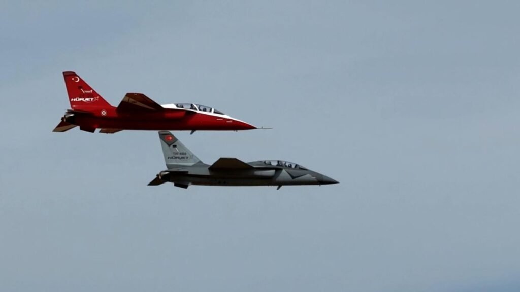 İspanya, Türkiye’den 15 adet Hürjet ileri jet eğitmeni almayı planlıyor İspanya, Türkiye'den 15 adet Hürjet ileri jet eğitmeni almayı planlıyor
