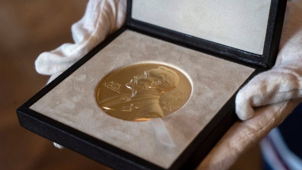 Kanadalı şair Anne Carson, 2026 Nobel Edebiyat Ödülü'nü kazandı