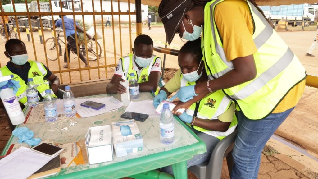 Kenya’da Ebola salgınında 2. ölüm gerçekleşti, 9 vaka tespit edildi Kenya'da Ebola salgınında 2. ölüm gerçekleşti, 9 vaka tespit edildi