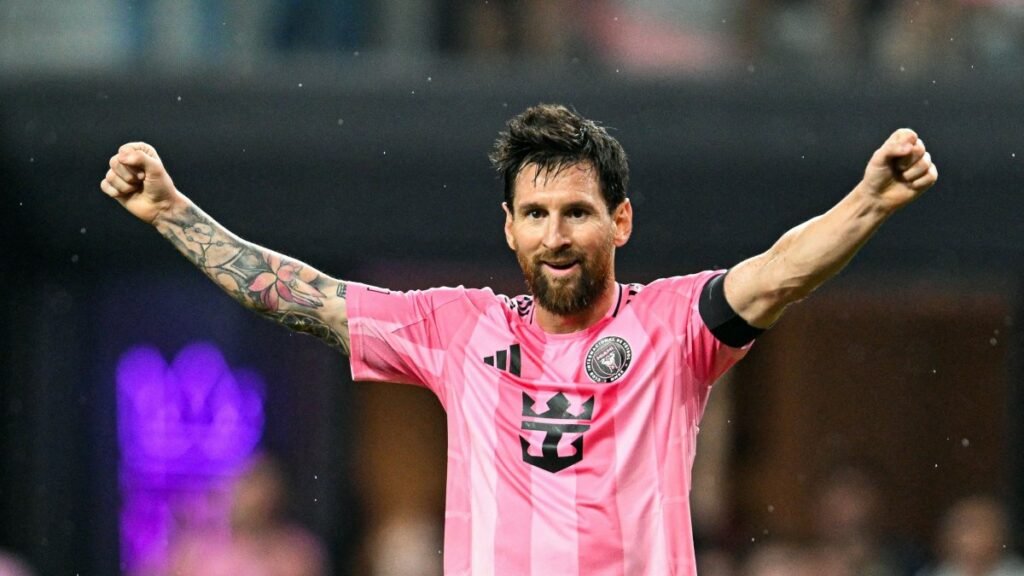 Messi, İspanyol 2. lig takımı Eldense’i satın aldı Messi, İspanyol 2. lig takımı Eldense'i satın aldı
