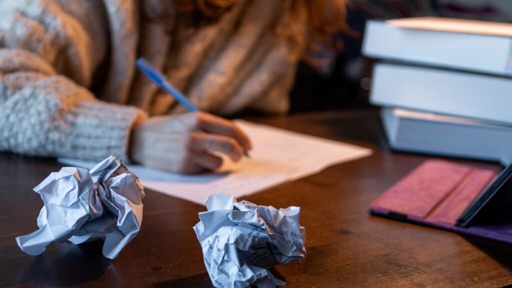 Mükemmeliyetçilik genç yetişkinlerin mental sağlığını etkiliyor: Araştırma Mükemmeliyetçilik genç yetişkinlerin mental sağlığını etkiliyor: Araştırma