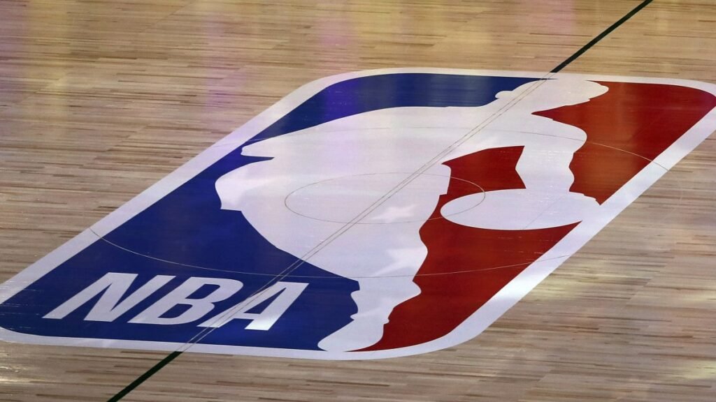 NBA ve FIBA, EuroLeague'in dışlanmasına rağmen Avrupa planlarına devam ediyor