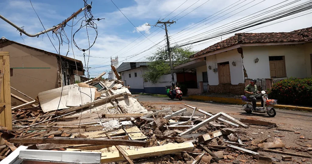 Panama’nın güney kıyısında 6.4 büyüklüğünde deprem meydana geldi Panama'nın güney kıyısında 6.4 büyüklüğünde deprem meydana geldi