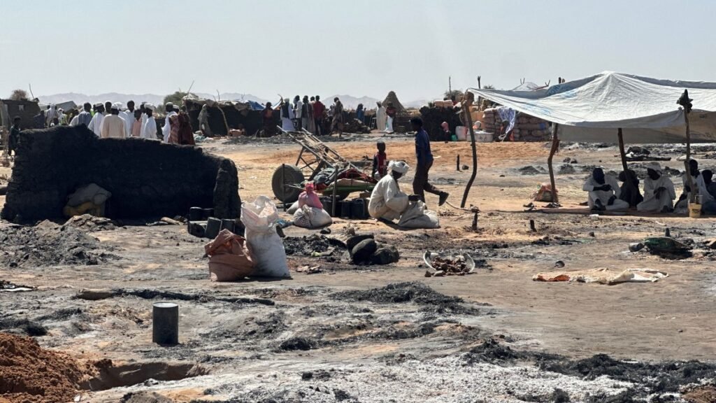 RSF insansız hava aracı Sudan’daki yerinden edilmişler kampına saldırdı, 31 sivil öldü RSF insansız hava aracı Sudan'daki yerinden edilmişler kampına saldırdı, 31 sivil öldü