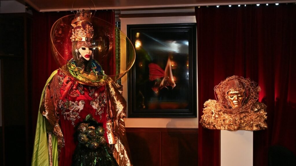 Sanat galeriden çıkıyor: Frieze Londra’yı sarıyor Sanat galeriden çıkıyor: Frieze Londra'yı sarıyor