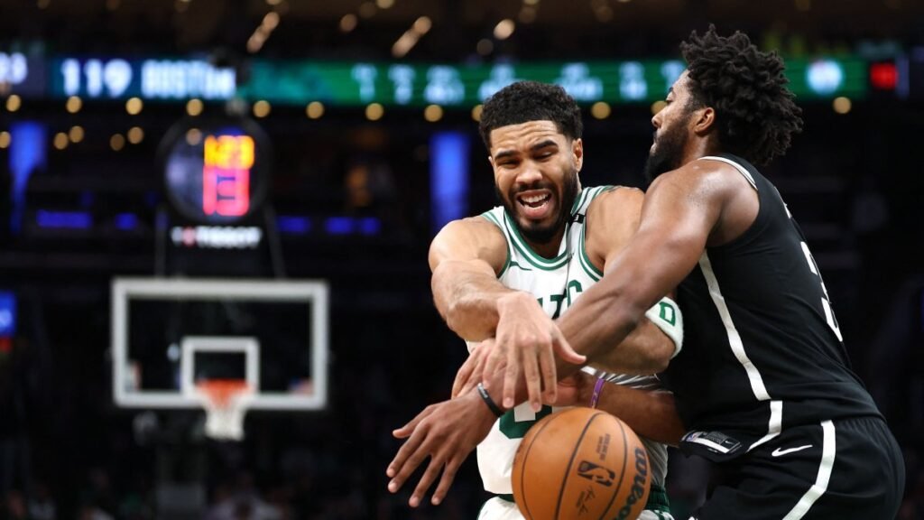Tatum'un son saniye basketi Celtics'i Nets karşısında öne geçirdi