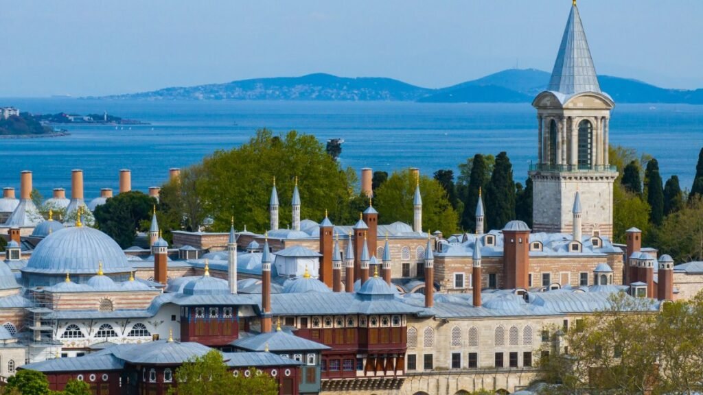 Topkapı Sarayı restore edilen Osmanlı darphanesinde 5 yeni müze açtı Topkapı Sarayı restore edilen Osmanlı darphanesinde 5 yeni müze açtı