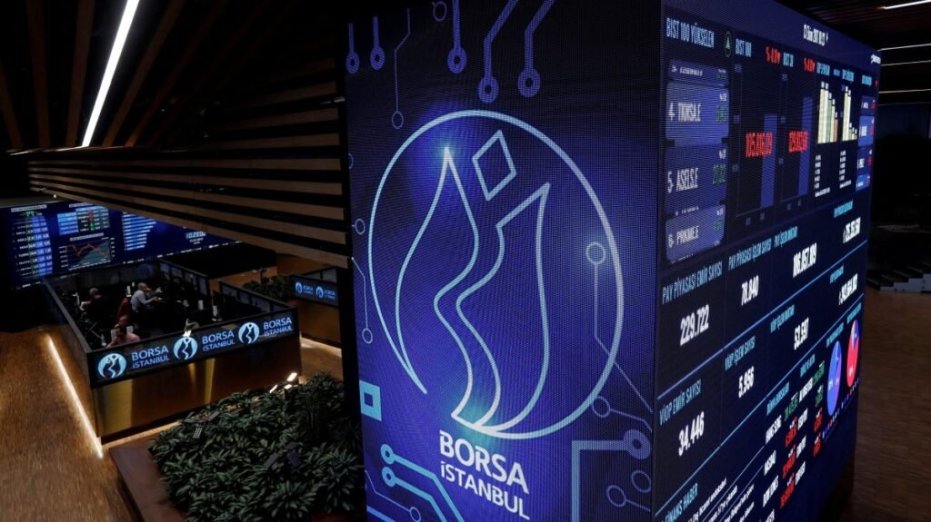 Türk fon soruşturmasında 214 kişi ve firmanın hesapları donduruldu