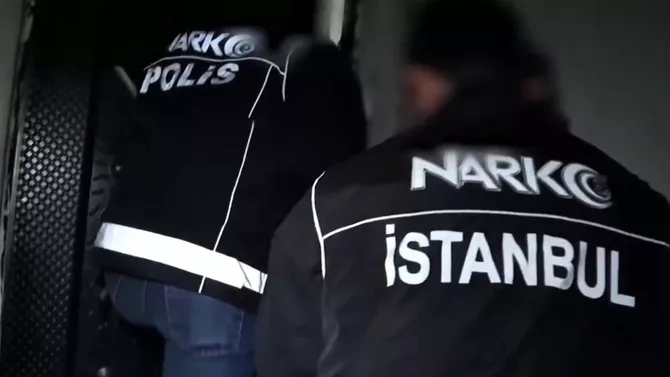 Türkiye 75 ilde büyük çaplı uyuşturucu operasyonları başlattı Türkiye 75 ilde büyük çaplı uyuşturucu operasyonları başlattı