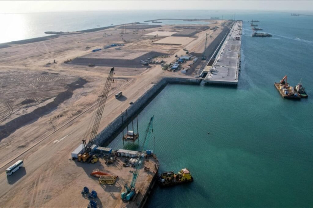 Türkiye, Irak ticaret yolunu 80 milyar dolarlık enerji koridoruna dönüştürmeyi hedefliyor Türkiye, Irak ticaret yolunu 80 milyar dolarlık enerji koridoruna dönüştürmeyi hedefliyor