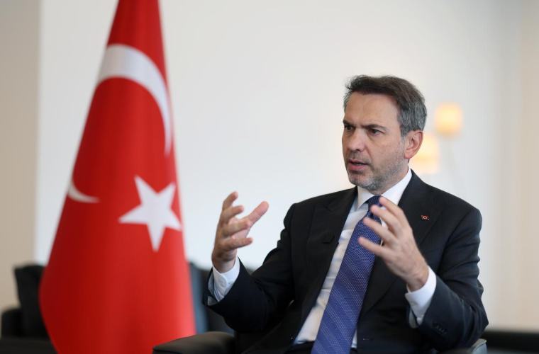 Türkiye, Trump Anlaşması ile Rusya’dan Mazot Alacak Türkiye, Trump Anlaşması ile Rusya'dan Mazot Alacak