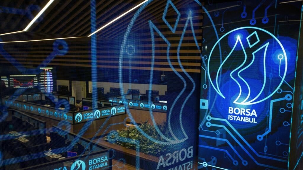 Türkiye, fon soruşturmasında 85 kişinin tutuklanmasının ardından 'haksız kazançları' geri alacak