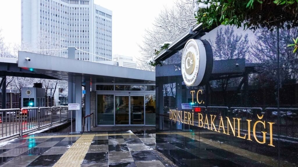 Türkiye ve 18 ülke Kolombiya’nın Kudüs Elçiliği hamlesini kınadı Türkiye ve 18 ülke Kolombiya'nın Kudüs Elçiliği hamlesini kınadı