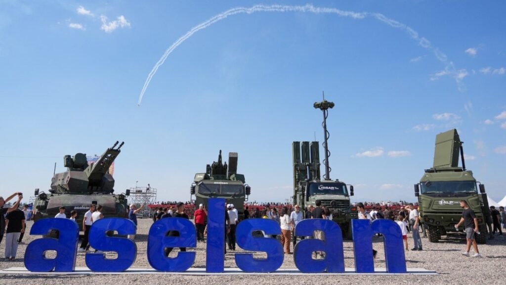 Türkiye’nin Aselsan, hibrit hava savunma sistemleri için 2.75 milyar dolarlık anlaşmalar imzaladı Türkiye'nin Aselsan, hibrit hava savunma sistemleri için 2.75 milyar dolarlık anlaşmalar imzaladı