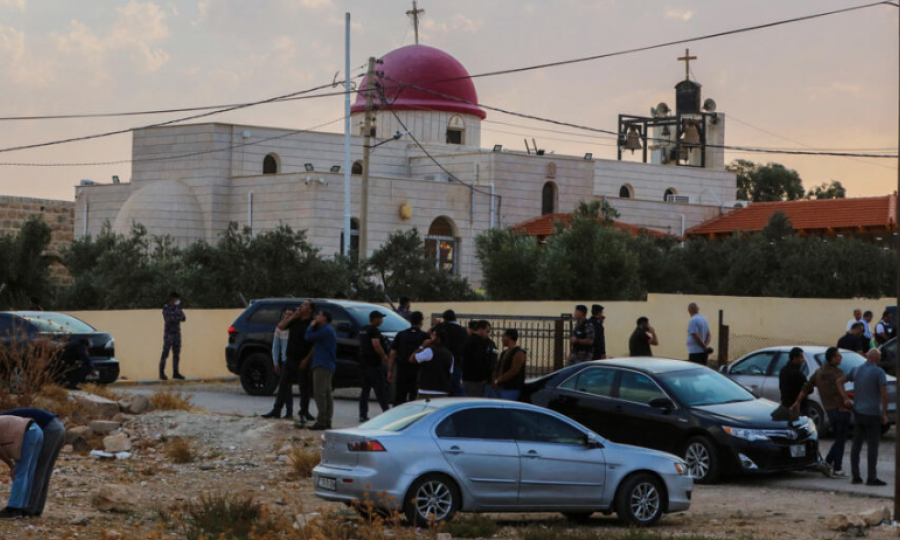 Ürdün’de Ortodoks kilise cenazesinde silahlı saldırı: Yedi ölü Ürdün'de Ortodoks kilise cenazesinde silahlı saldırı: Yedi ölü